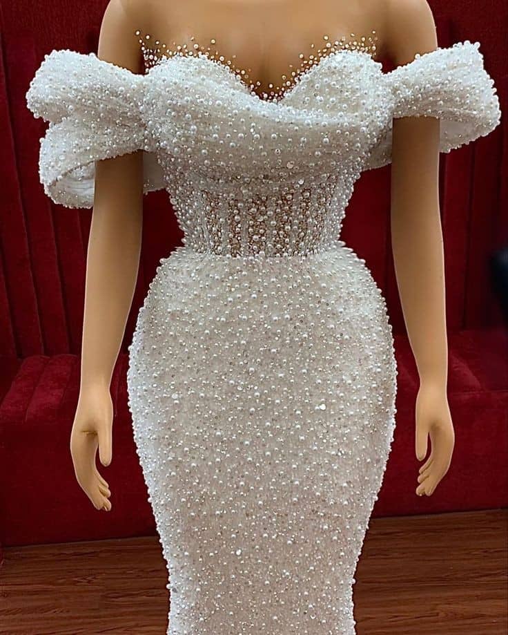 Lace of high quality price in yards